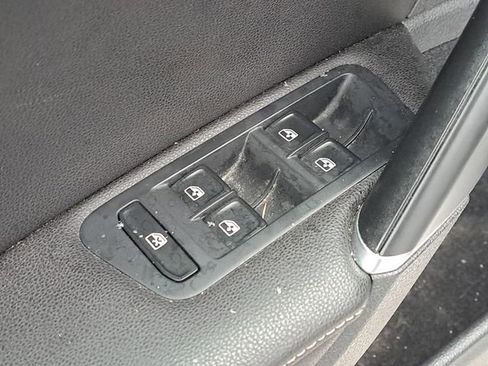 Used 2017 Volkswagen Golf Alltrack SE image 20