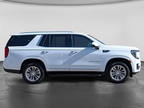 Used 2023 GMC Yukon SLT w/ SLT Premium Package AWD/4WD image 14