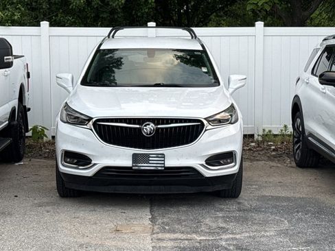 Used 2019 Buick Enclave Essence FWD image 3