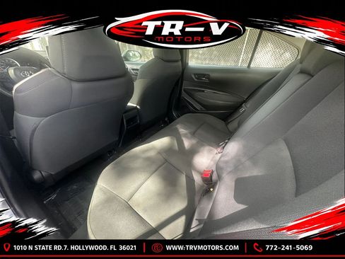 Used 2022 Toyota Corolla LE FWD image 10