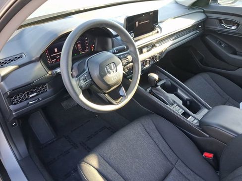 Used 2023 Honda Accord EX image 13