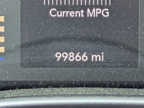 Used 2018 Chrysler Pacifica Touring Plus w/ Tire & Wheel Group image 30