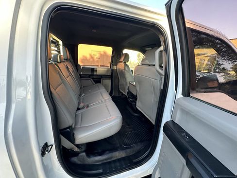 Used 2017 Ford F250 XL w/ Power Equipment Group AWD/4WD image 16