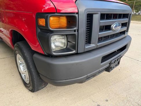 Used 2013 Ford E-250 and Econoline 250 w/ Commercial Cargo Van Pkg image 14