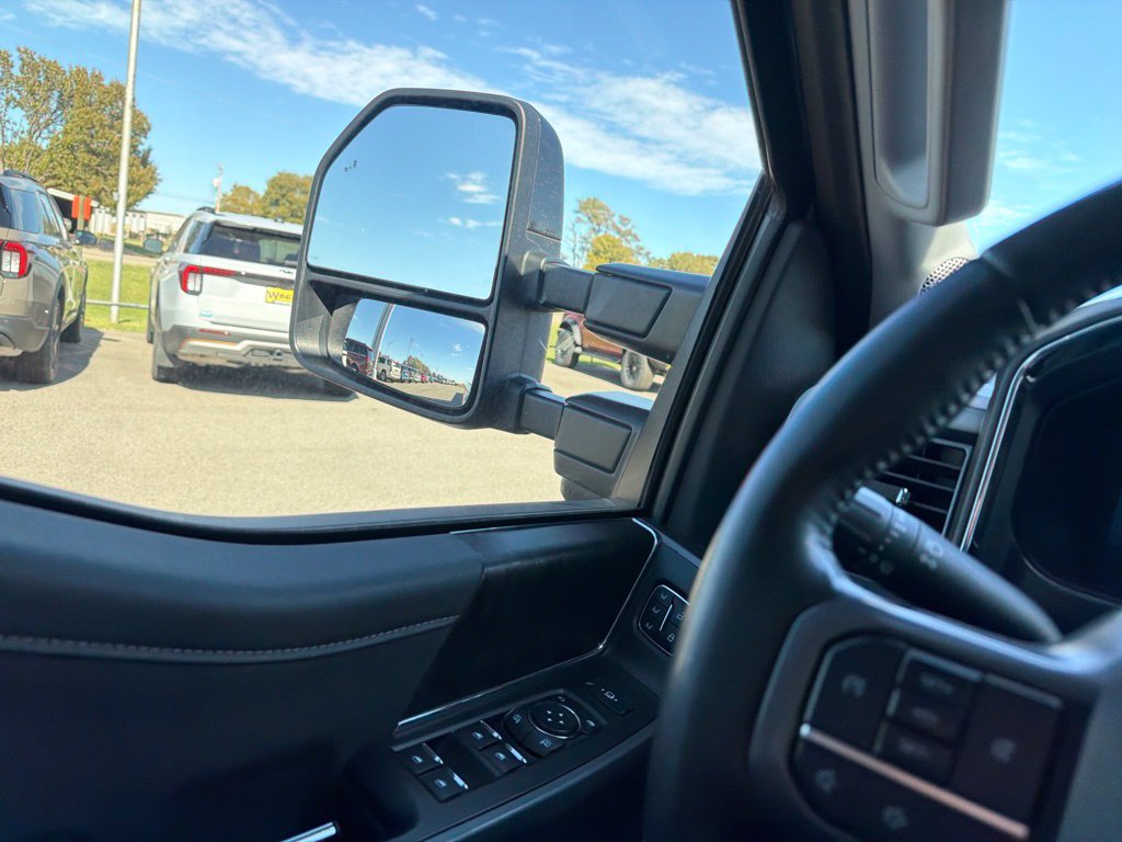 Used 2024 Ford F250 4x4 Crew Cab Super Duty image 20