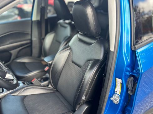 Used 2018 Jeep Compass Latitude w/ Cold Weather Group image 8