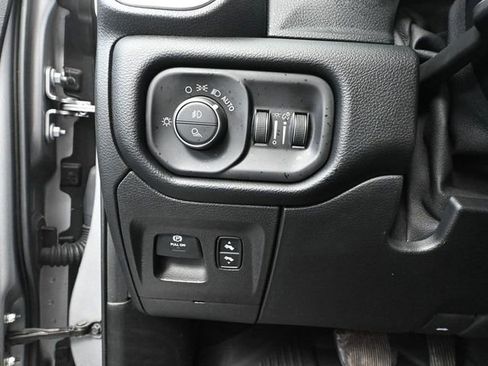 Used 2020 RAM 1500 Laramie image 29