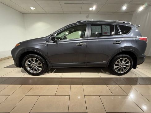 Certified 2018 Toyota RAV4 Limited AWD/4WD image 3