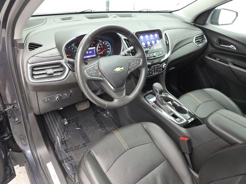 Used 2022 Chevrolet Equinox Premier AWD/4WD image 16