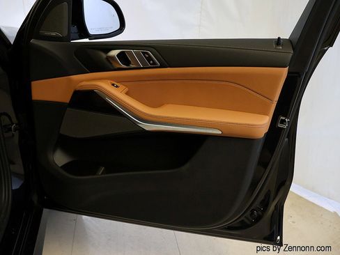 Certified 2026 BMW X5 M60i image 36