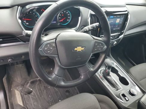 Certified 2022 Chevrolet Traverse LT w/ LPO, Floor Liner Package image 20