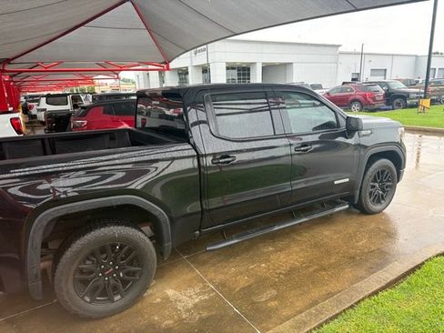 Used 2021 GMC Sierra 1500 Elevation w/ X31 Off-Road Package AWD/4WD image 4