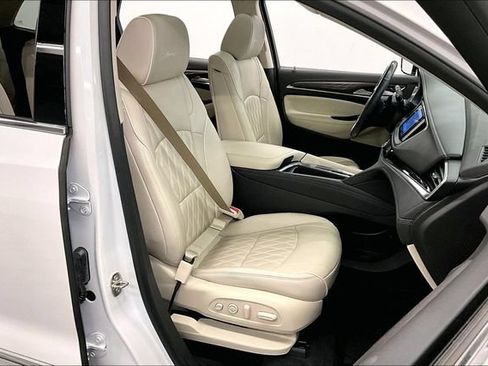 Used 2023 Buick Enclave Avenir w/ Avenir Technology Package FWD image 8