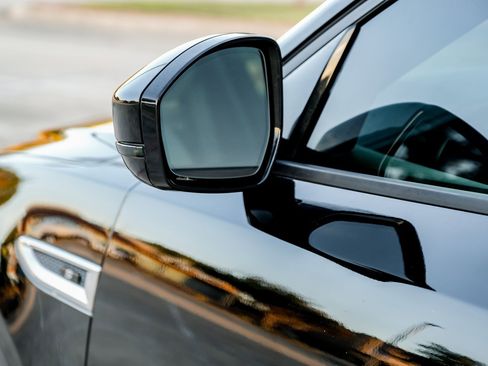 Used 2019 Jaguar E-PACE S image 42