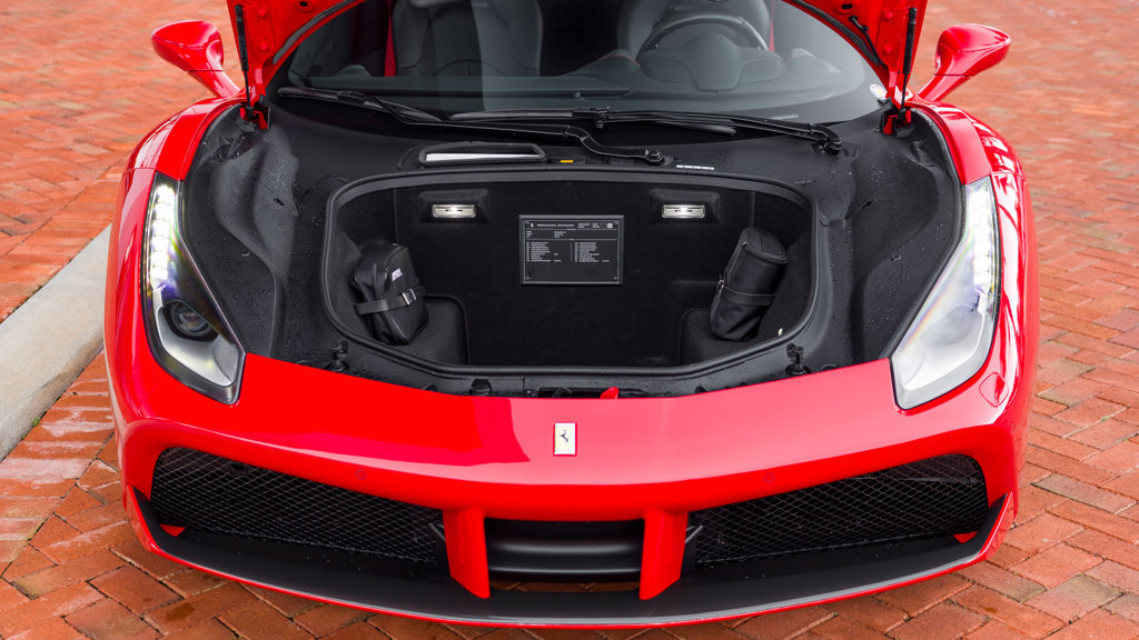 Used 2018 Ferrari 488 GTB RWD image 26