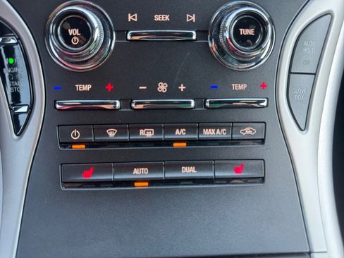 Used 2020 Lincoln Nautilus FWD image 22