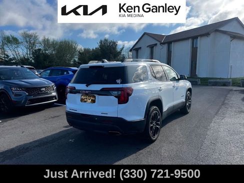 Used 2023 GMC Acadia SLE w/ Elevation Edition image 5