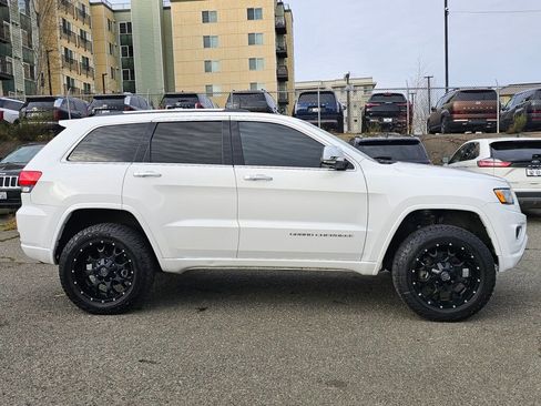 Used 2015 Jeep Grand Cherokee Overland image 9
