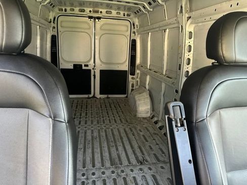 Used 2023 RAM ProMaster 2500 FWD image 12