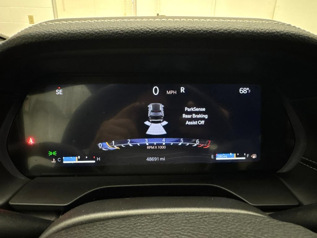 Used 2024 Jeep Grand Cherokee Limited AWD/4WD image 28