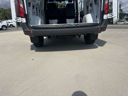 New 2025 Mercedes-Benz Sprinter 2500 image 42