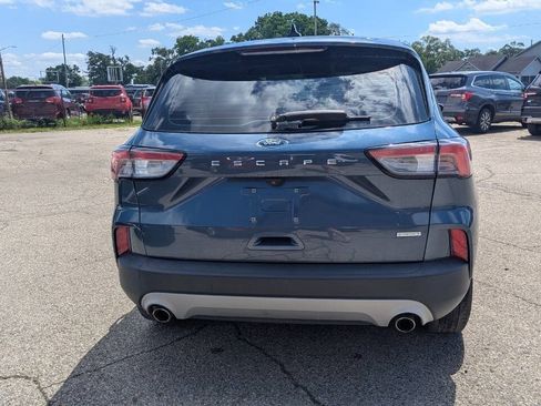 Used 2020 Ford Escape S FWD image 3