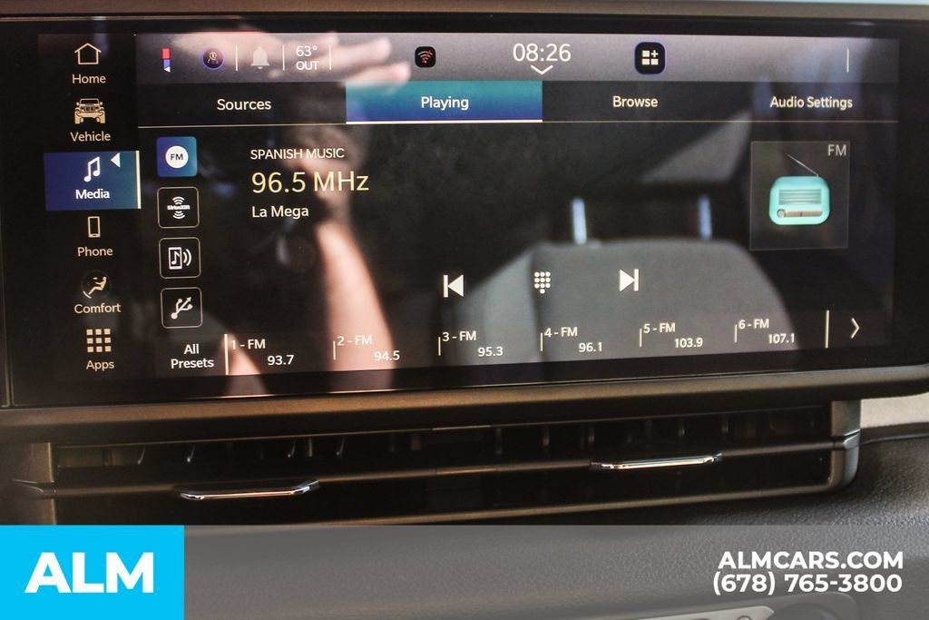 Used 2025 Jeep Wrangler Unlimited Sport AWD/4WD image 33