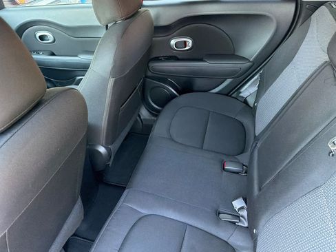 Used 2019 Kia Soul + FWD image 4