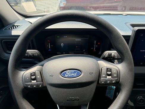 Used 2025 Ford Maverick XL w/ Equipment Group 101A AWD/4WD image 25