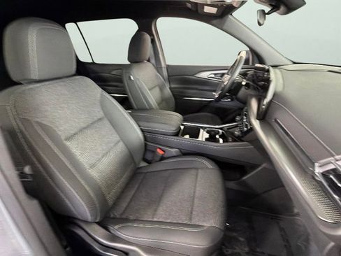 Certified 2026 Chevrolet Traverse LT FWD image 37