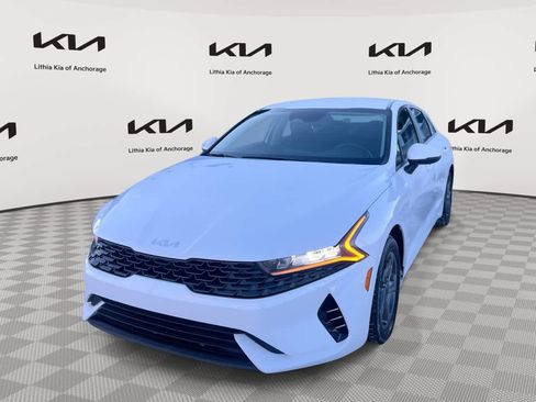 Used 2023 Kia K5 LXS image 1
