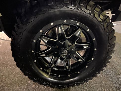 Used 2017 Chevrolet Silverado 2500 LT w/ Z71 Package, Off-Road image 37