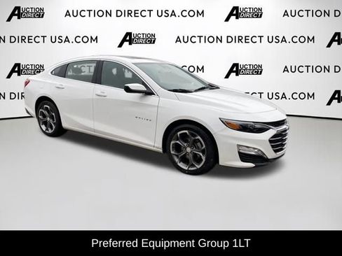 Used 2023 Chevrolet Malibu LT image 2