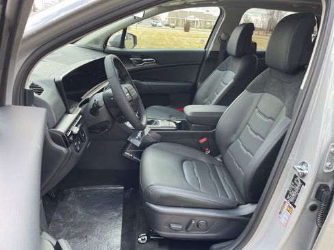 New 2026 Kia Sportage SX image 8