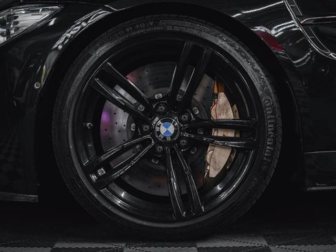 Used 2015 BMW M4 Coupe w/ Executive Package RWD image 13