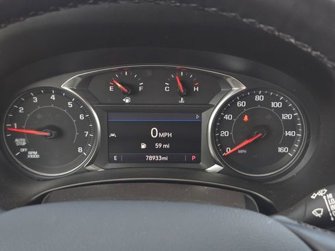 Used 2023 GMC Terrain SLT AWD/4WD image 11