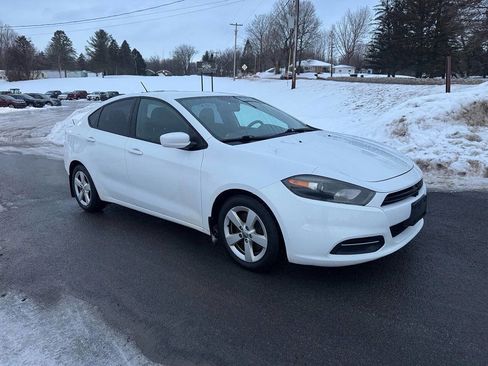 Used 2015 Dodge Dart SXT image 4