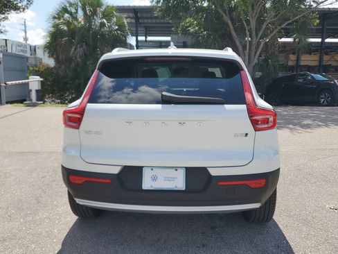 Used 2025 Volvo XC40 B5 Ultra w/ Protection Package AWD/4WD image 6