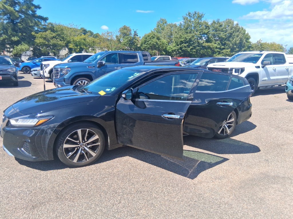 Used 2021 Nissan Maxima 3.5 SV w/ Floor Mat Group FWD image 17