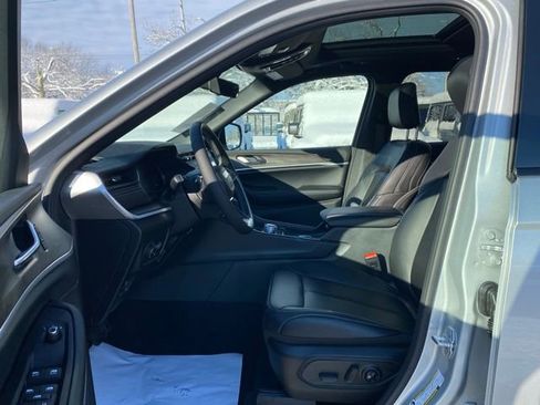 New 2026 Jeep Grand Cherokee Limited image 21