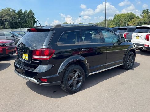 Used 2018 Dodge Journey Crossroad FWD image 3
