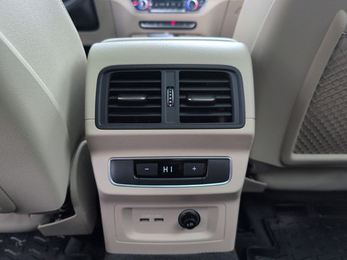 Used 2021 Audi Q5 Premium image 25