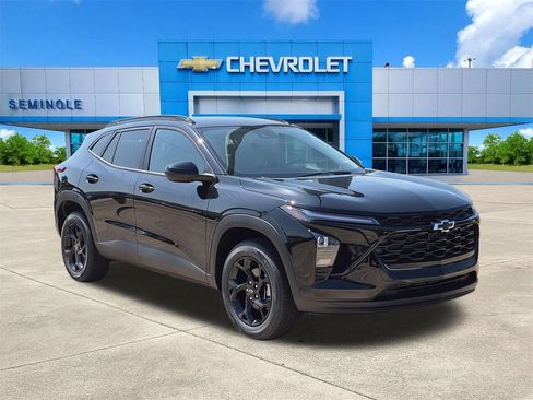 New 2026 Chevrolet Trax LT w/ Driver Confidence Package FWD image 1