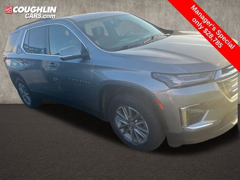 Used 2024 Chevrolet Traverse LT FWD image 8