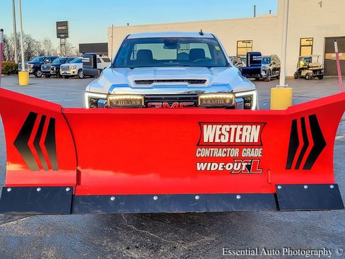 New 2026 GMC Sierra 2500 Pro w/ Convenience Package image 4