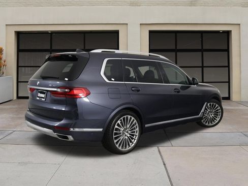 Used 2020 BMW X7 xDrive40i w/ Parking Assistance Package AWD/4WD image 4