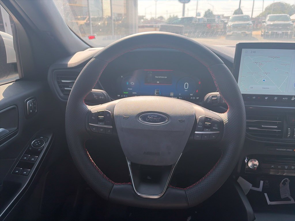 Used 2025 Ford Escape ST-Line Elite w/ Premium Technology Package AWD/4WD image 15
