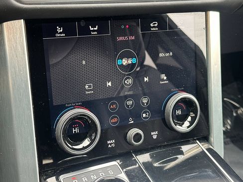 Used 2021 Land Rover Range Rover Westminster Edition image 25