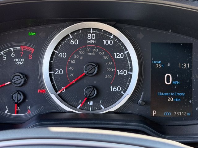 Used 2020 Toyota Corolla SE w/ SE Premium Package FWD image 15