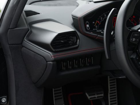 Used 2023 Lamborghini Huracan Tecnica image 20